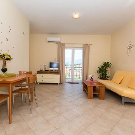 Apartments Dadic ซัฟทัท ห้อง รูปภาพ